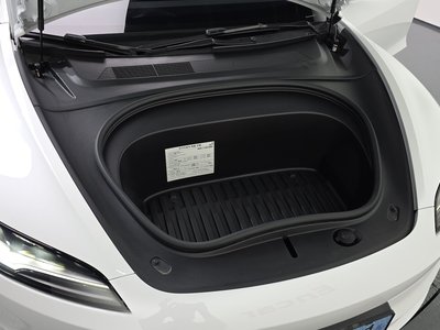 صورة 7 لـ 2025 Tesla MODEL 3