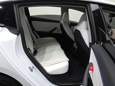 2025 Tesla MODEL 3 缩略图 18