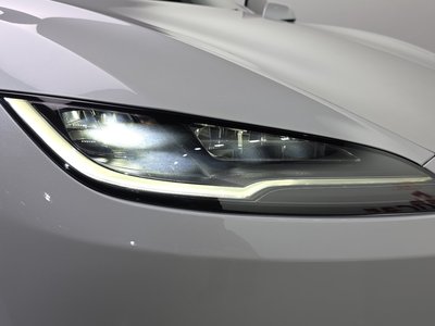 صورة 9 لـ 2025 Tesla MODEL 3