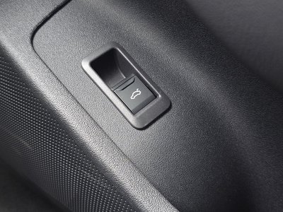صورة مصغرة 39 لـ 2025 AUDI A6 SPORTBACK E-TRON