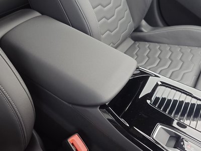 صورة مصغرة 28 لـ 2025 AUDI A6 SPORTBACK E-TRON