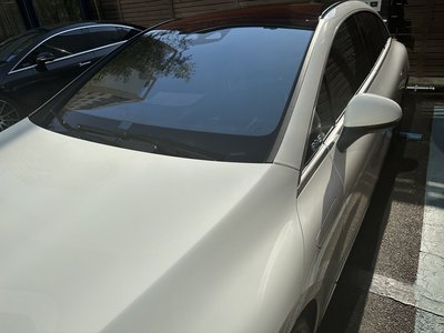 MERCEDES-BENZ EQE - 1