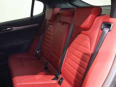 صورة 6 لـ 2025 ALFA Romeo STELVIO
