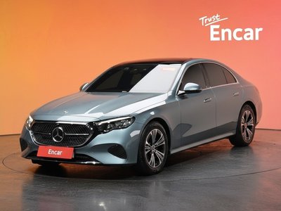 MERCEDES-BENZ E-CLASS - 1