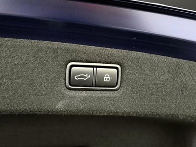 2019 Genesis G90 缩略图 20