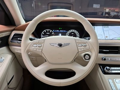 2019 Genesis G90 缩略图 13