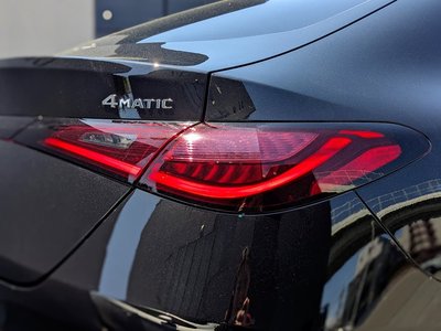 MERCEDES-BENZ GLC - 10