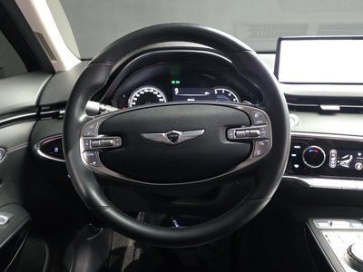 2022 Genesis GV70 — миниатюра 19