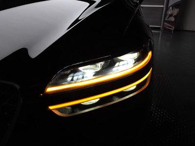 2022 Genesis GV70 photo 9