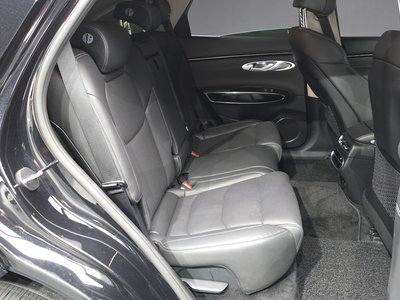 2022 Genesis GV70 — миниатюра 18