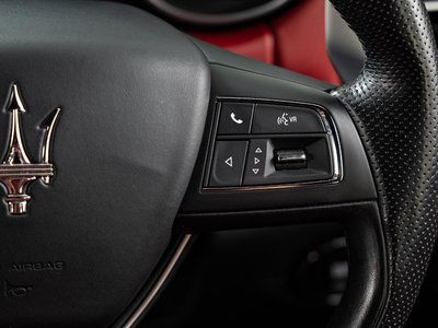 2019 Maserati LEVANTE thumbnail 35