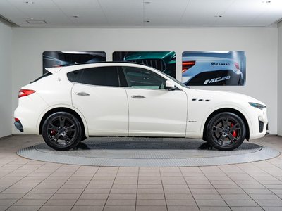 2019 Maserati LEVANTE thumbnail 15