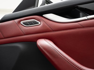2019 Maserati LEVANTE thumbnail 31