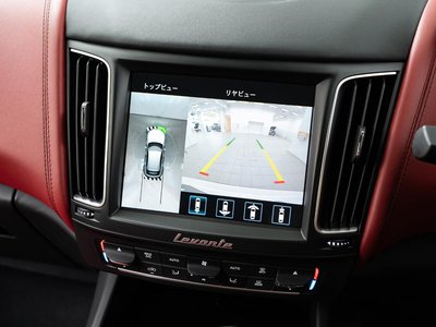 2019 Maserati LEVANTE thumbnail 19
