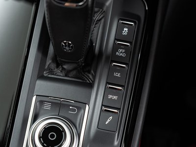 2019 Maserati LEVANTE thumbnail 52
