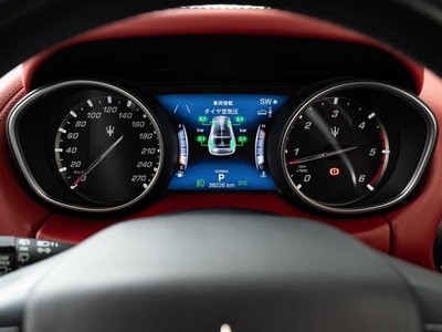 2019 Maserati LEVANTE thumbnail 12