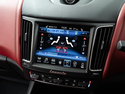 2019 Maserati LEVANTE thumbnail 29