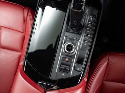 2019 Maserati LEVANTE thumbnail 49