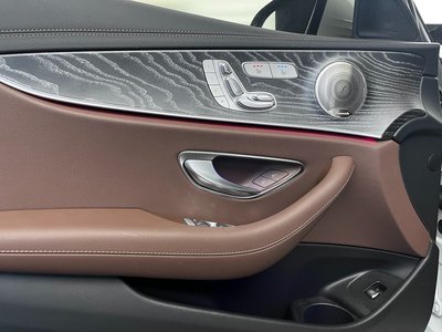 MERCEDES-BENZ E-CLASS - 10