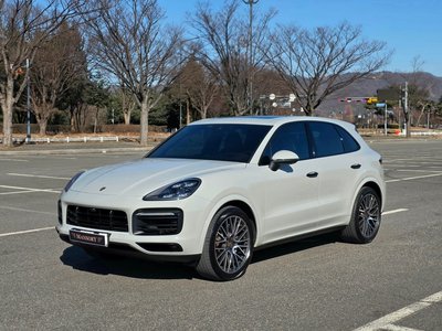 PORSCHE CAYENNE - 1