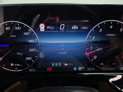 MERCEDES-BENZ E-CLASS - 8