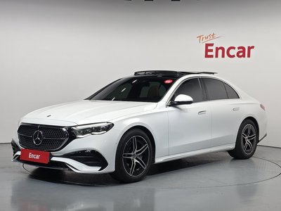 MERCEDES-BENZ E-CLASS - 1