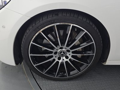 MERCEDES-BENZ E-CLASS - 6