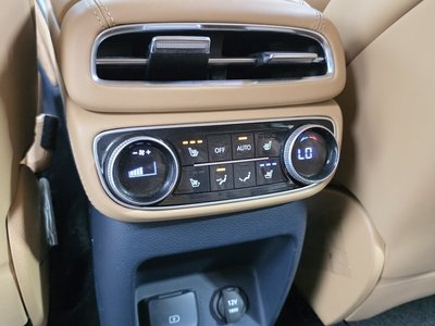 2022 Genesis GV80 — миниатюра 19