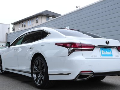 LEXUS LS - 8