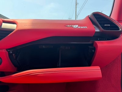 2016 Ferrari 488 SPIDER — миниатюра 40
