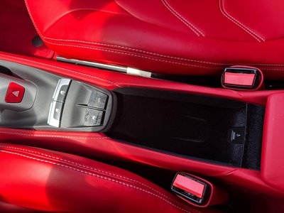 2016 Ferrari 488 SPIDER — миниатюра 34