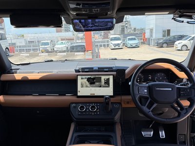 LAND ROVER DEFENDER 110 X DYNAMIC HSE D300 - 4