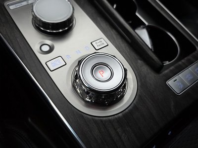 GENESIS G80 (RG3) - 9