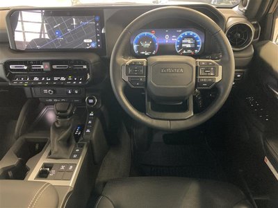 TOYOTA LAND CRUISER - 5