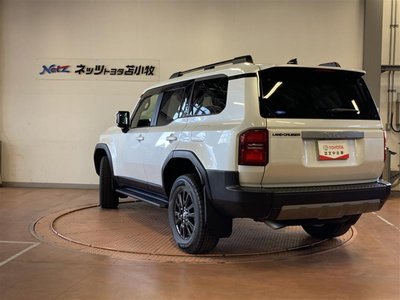 TOYOTA LAND CRUISER - 4