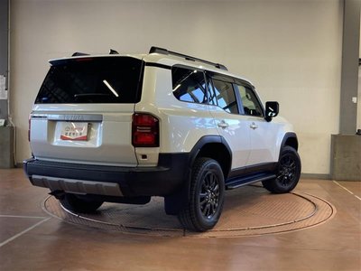 TOYOTA LAND CRUISER - 3