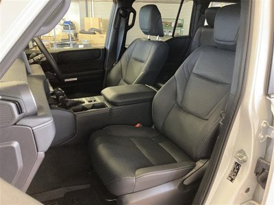 TOYOTA LAND CRUISER - 7