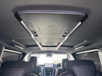2025 Toyota VELLFIRE thumbnail 30