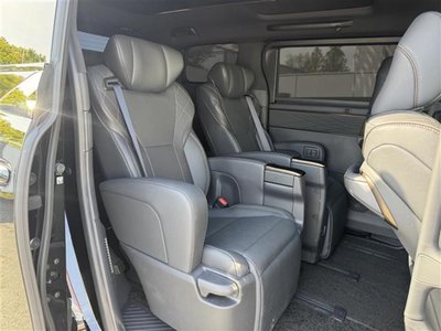 2025 Toyota VELLFIRE thumbnail 13