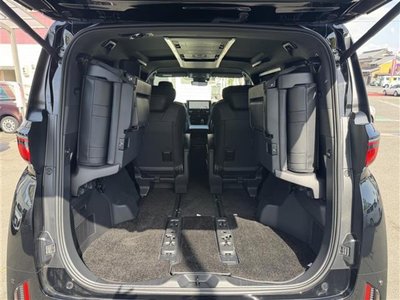 2025 Toyota VELLFIRE thumbnail 32