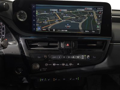 2025 Lexus ES — миниатюра 18