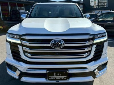 TOYOTA LAND CRUISER 300 - 8