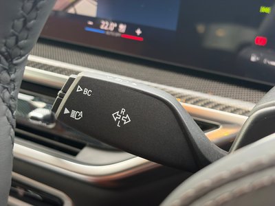 2025 BMW X6 — миниатюра 27