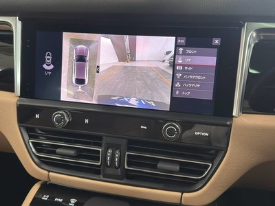 2022 Porsche MACAN thumbnail 30