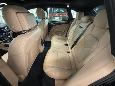 2022 Porsche MACAN thumbnail 46