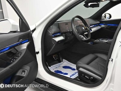 2024 BMW 5 SERIES thumbnail 11
