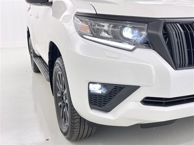TOYOTA LAND CRUISER PRADO - 8