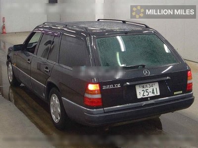 MERCEDES-BENZ 320TE - 2