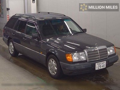 MERCEDES-BENZ 320TE - 1