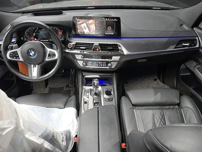2022 BMW 6 SERIES GT — фото 5